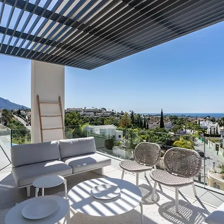 Aqualina 3 Bedrooms *
